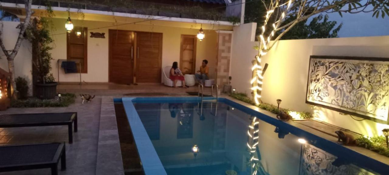Rosseno Villa Yogyakarta Eksteriør bilde