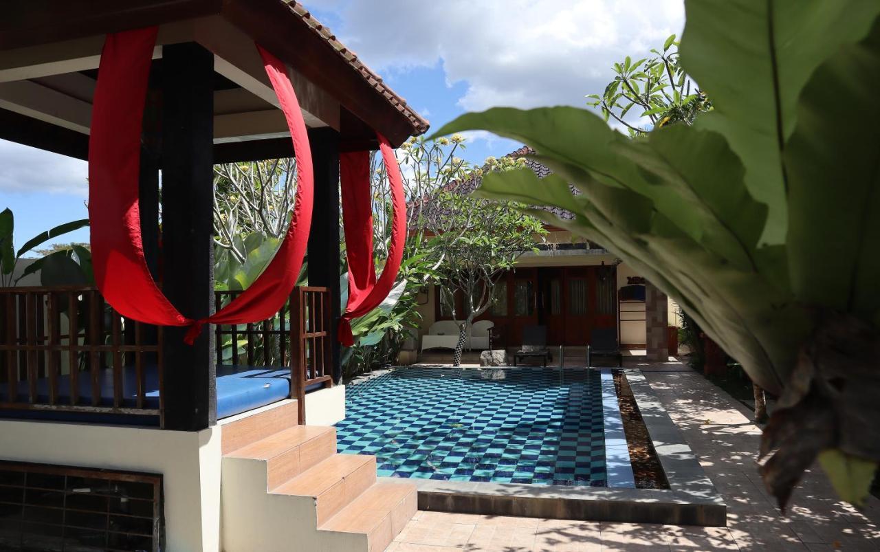 Rosseno Villa Yogyakarta Eksteriør bilde