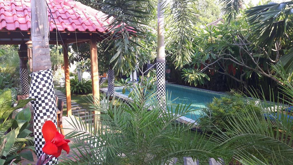 Rosseno Villa Yogyakarta Eksteriør bilde